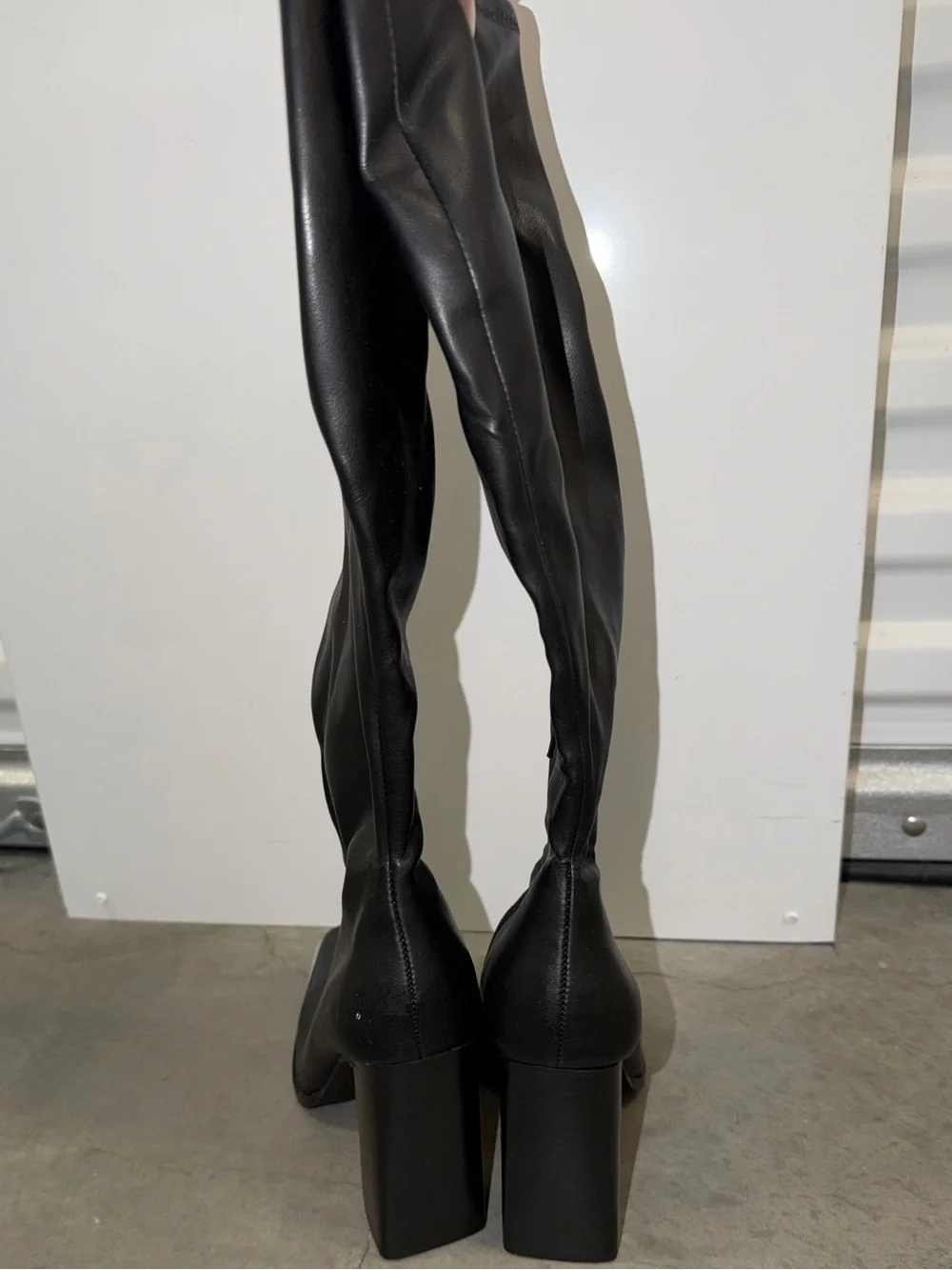 Steve Madden Fedora Leather Knee High Boots in Black